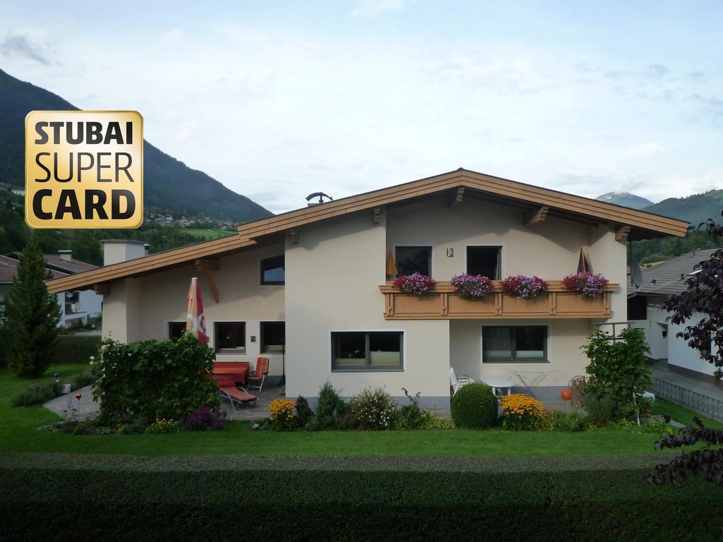 Ferienwohnungen Sommavilla Fulpmes Exterior photo